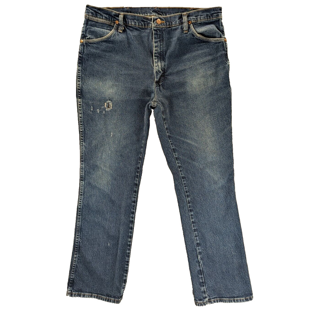 Wrangler Jeans Mens 38x30 Cowboy Cut Bootcut Regular Fit Distressed 947STRETCH